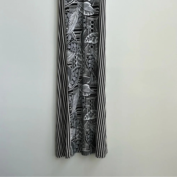 Chico’s Tropical Print Striped Maxi Dress Halter Stretch Jersey Size 0 (4-6) - Picture 10 of 12